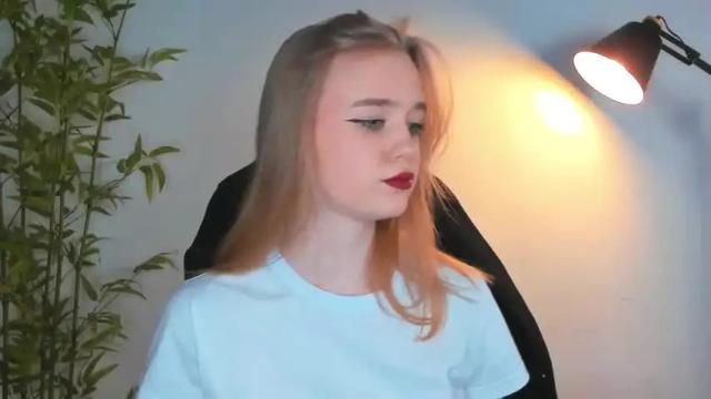 Image 12 of earthabyron Stream on Chaturbate on 15 months ago