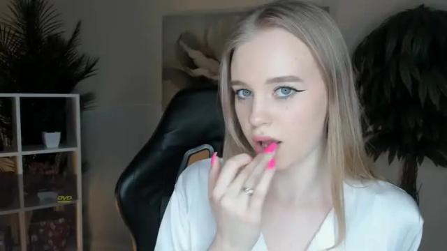 Image 4 of earthabyron Stream on Chaturbate on 15 months ago