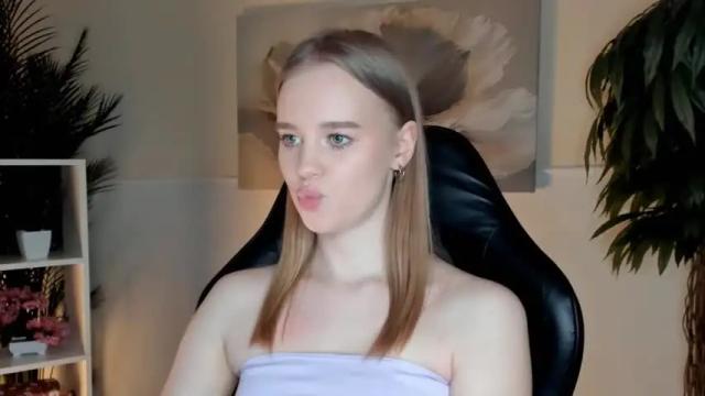 Thumbnail 1, earthabyron's Stream at Chaturbate, 15 months ago
