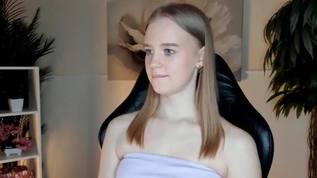 Image 4 of earthabyron Stream on Chaturbate on 15 months ago
