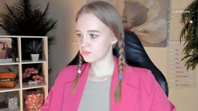 Image 11 of earthabyron Stream on Chaturbate on 14 months ago