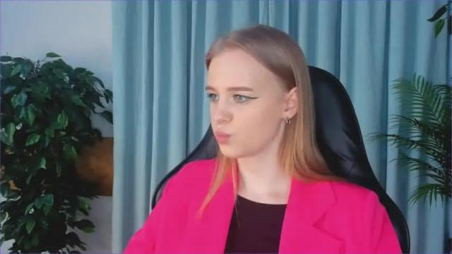 Image 4 of earthabyron Stream on Chaturbate on 14 months ago