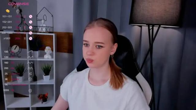 Image 12 of earthabyron Stream on Chaturbate on 14 months ago