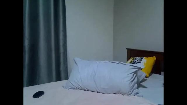 Image 3 of east_queen Stream on Chaturbate on 2 months ago