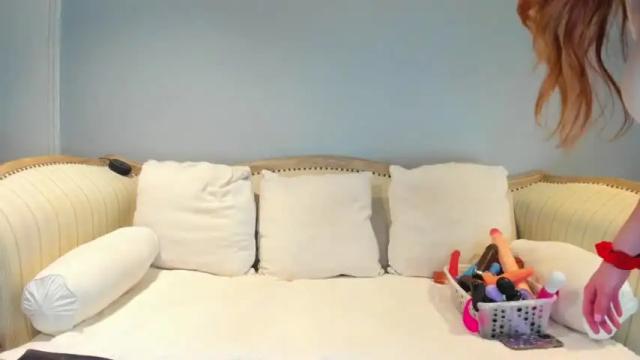 Image 3 of eatmygingersnapps Stream on Chaturbate on 10 days ago