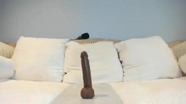 Image 10 of eatmygingersnapps Stream on Chaturbate on 21 days ago