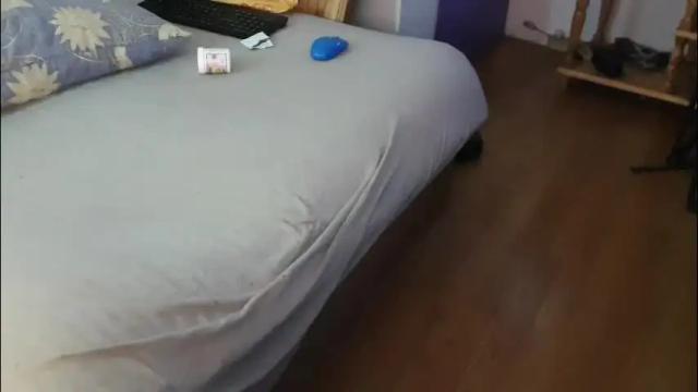 Image 3 of eblata Stream on Chaturbate on 2 months ago