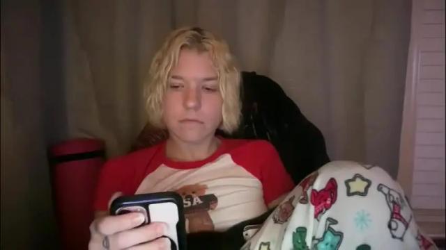 Image 11 of ebony8ivory Stream on Chaturbate on 8 days ago