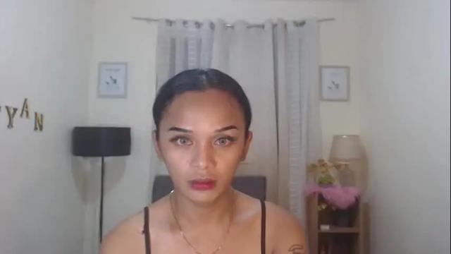 Image 2 of ebony_enchantress Stream on Chaturbate on 1 month ago