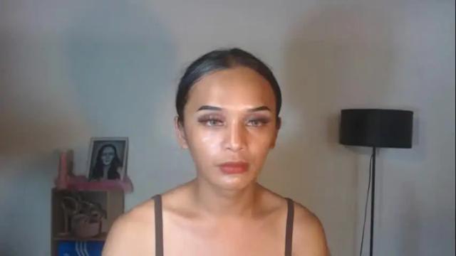Image 2 of ebony_enchantress Stream on Chaturbate on 3 months ago