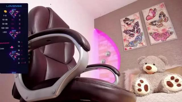 Image 8 of ebony_pearl Stream on Chaturbate on 24 months ago
