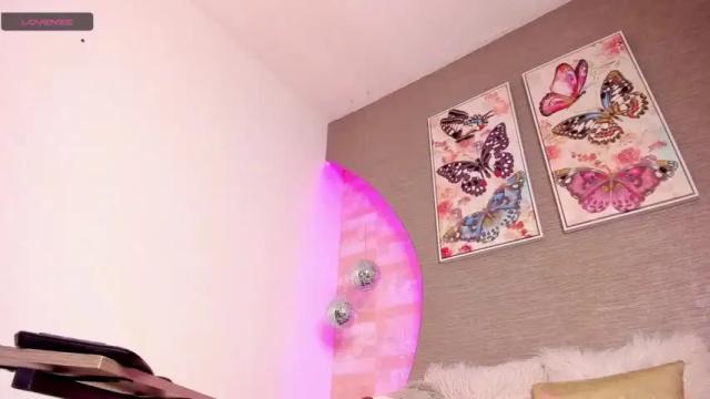 Image 10 of ebony_pearl Stream on Chaturbate on 23 months ago