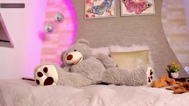 Image 3 of ebony_pearl Stream on Chaturbate on 23 months ago