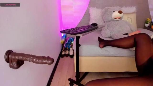 Image 11 of ebony_pearl Stream on Chaturbate on 23 months ago