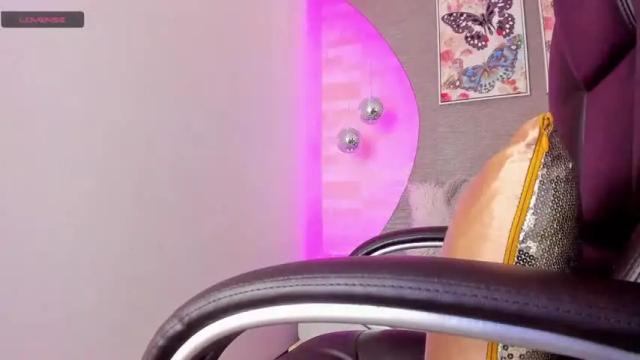 Image 7 of ebony_pearl Stream on Chaturbate on 23 months ago