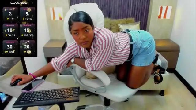 Image 6 of ebony_pearl Stream on Chaturbate on 2 months ago