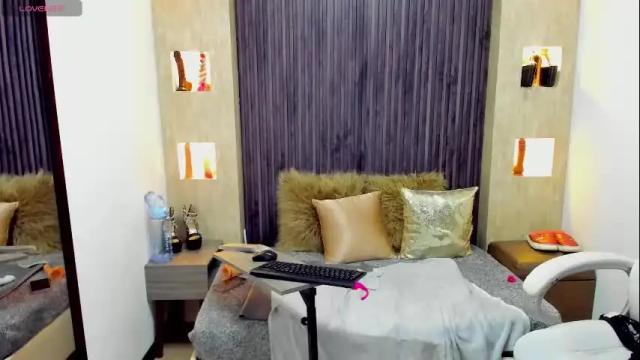 Image 3 of ebony_pearl Stream on Chaturbate on 2 months ago