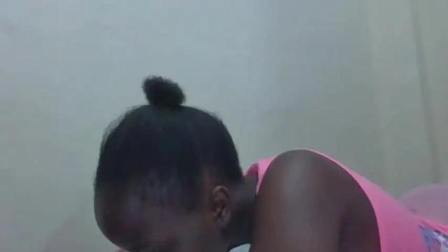 Image 2 of ebony_tasha Stream on Chaturbate on 10 months ago