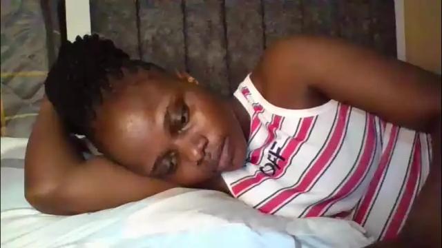 Image 4 of ebony_tasha Stream on Chaturbate on 1 month ago