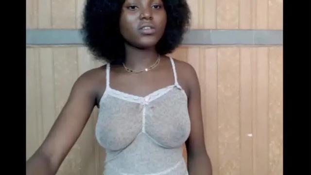 Image 12 of ebony_xcunt Stream on Chaturbate on 18 months ago