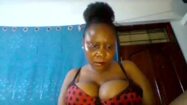 Image 3 of ebonybussy Stream on Chaturbate on 10 months ago