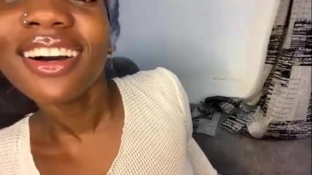 Image 3 of ebonycandymelani Stream on Chaturbate on 1 month ago