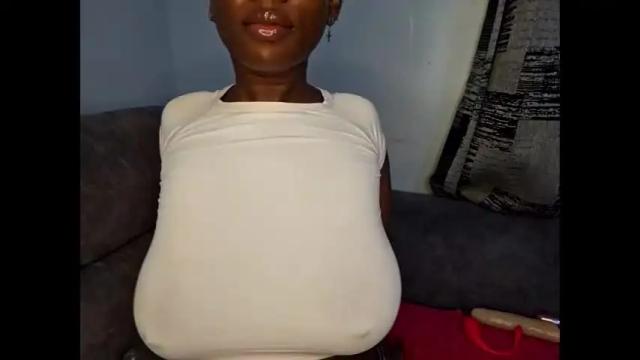 Image 6 of ebonycandymelani Stream on Chaturbate on 26 days ago
