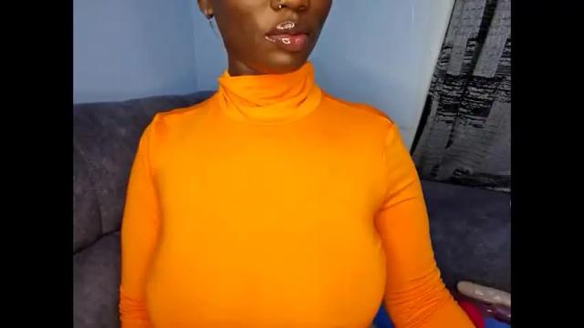Image 4 of ebonycandymelani Stream on Chaturbate on 21 days ago