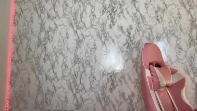 Image 11 of ebonydannaxl Stream on Chaturbate on 26 days ago