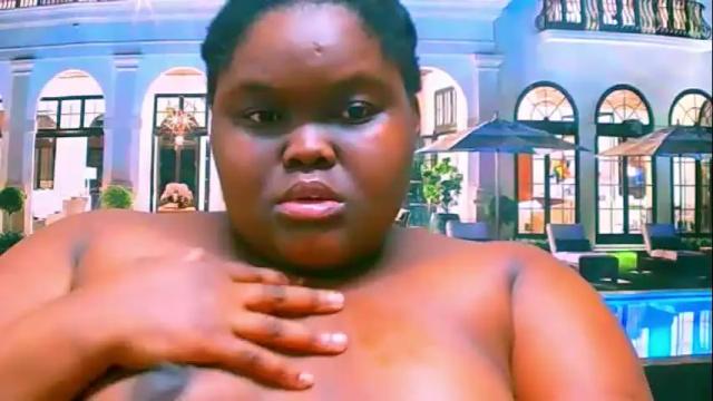 Image 4 of ebonyhotbuns4u2luv Stream on Chaturbate on 1 month ago