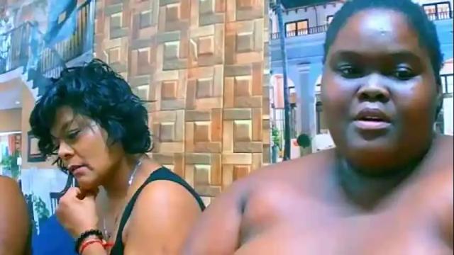 Image 3 of ebonyhotbuns4u2luv Stream on Chaturbate on 1 month ago