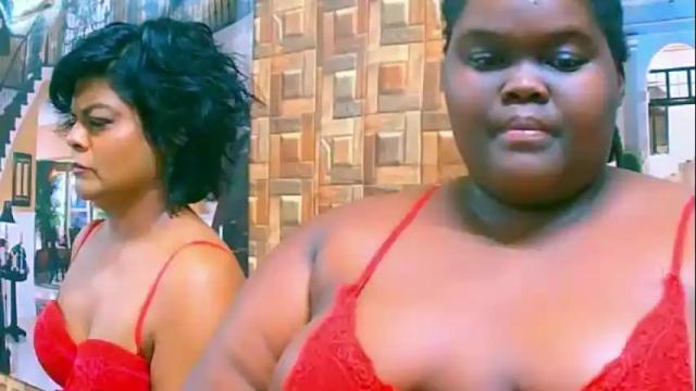 Image 4 of ebonyhotbuns4u2luv Stream on Chaturbate on 12 days ago