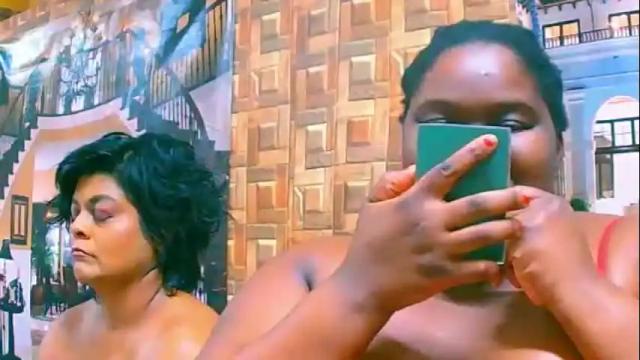 Image 7 of ebonyhotbuns4u2luv Stream on Chaturbate on 12 days ago