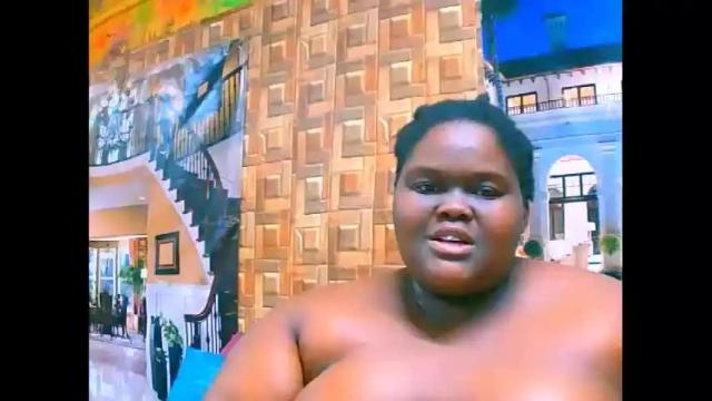 Image 12 of ebonyhotbuns4u2luv Stream on Chaturbate on 6 days ago