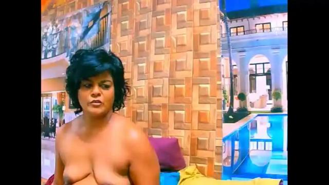Image 4 of ebonyhotbuns4u2luv Stream on Chaturbate on 6 days ago