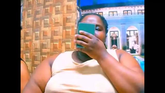 Image 12 of ebonyhotbuns4u2luv Stream on Chaturbate on 8 days ago