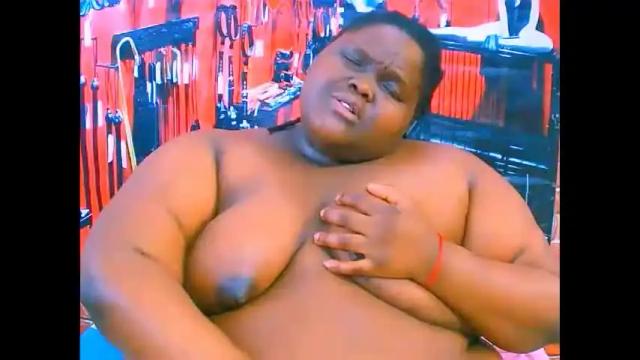 Image 10 of ebonyhotbuns4u2luv Stream on Chaturbate on 5 days ago