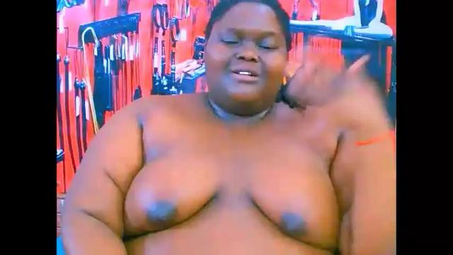 Image 11 of ebonyhotbuns4u2luv Stream on Chaturbate on 5 days ago