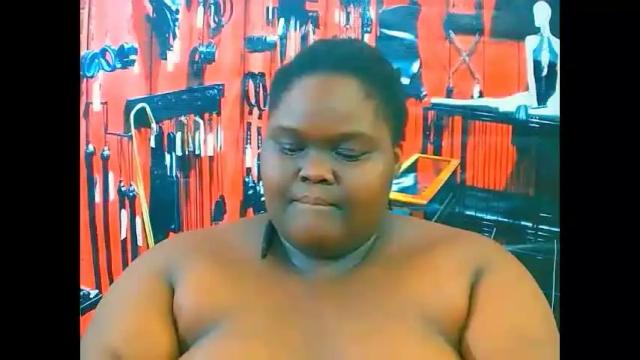 Image 12 of ebonyhotbuns4u2luv Stream on Chaturbate on 1 day ago