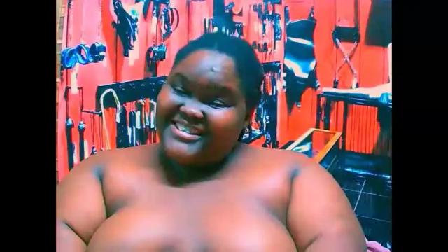 Image 8 of ebonyhotbuns4u2luv Stream on Chaturbate on 12 days ago