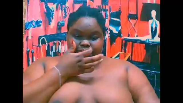 Image 4 of ebonyhotbuns4u2luv Stream on Chaturbate on 11 days ago