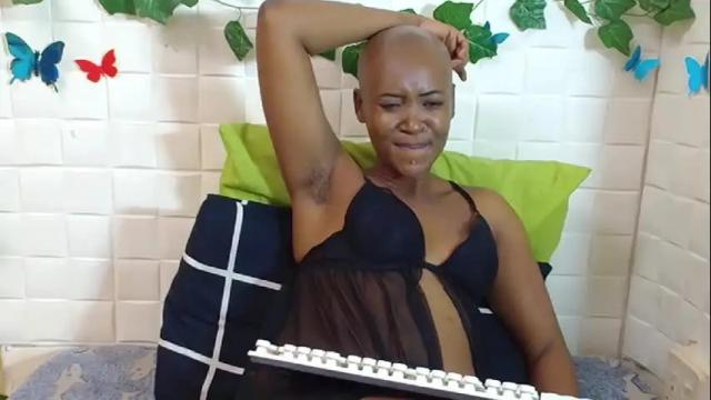Image 12 of ebonyolive69 Stream on Chaturbate on 1 month ago