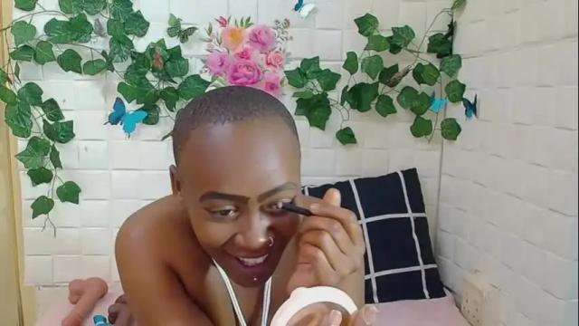Image 12 of ebonyolive69 Stream on Chaturbate on 29 days ago