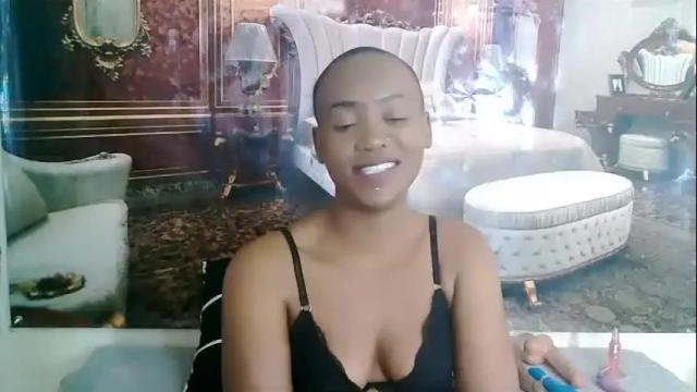 Image 10 of ebonyolive69 Stream on Chaturbate on 26 days ago