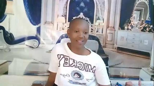 Image 2 of ebonyolive69 Stream on Chaturbate on 16 days ago