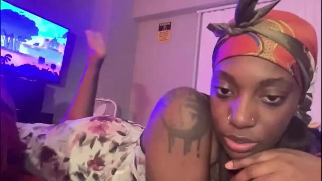 Image 3 of ebonyprincesskaykay Stream on Chaturbate on 23 days ago