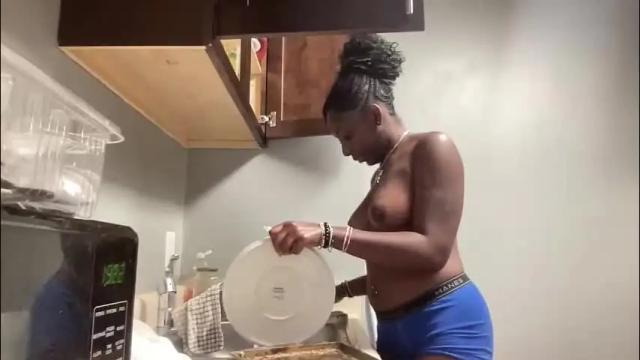 Image 2 of ebonyprincesskaykay Stream on Chaturbate on 2 days ago