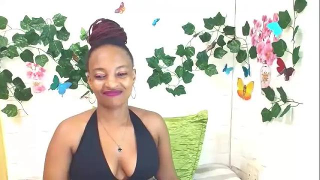 Image 2 of ebonyseductionz Stream on Chaturbate on 2 months ago