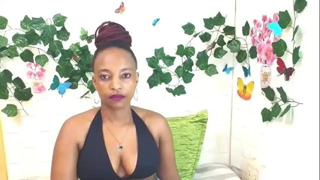 Image 4 of ebonyseductionz Stream on Chaturbate on 2 months ago