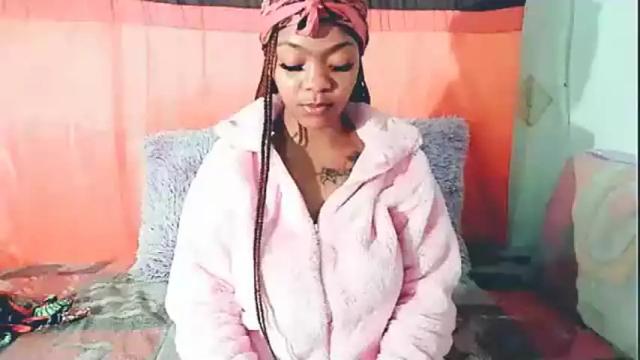 Image 3 of ebonyshy123x Stream on Chaturbate on 21 months ago